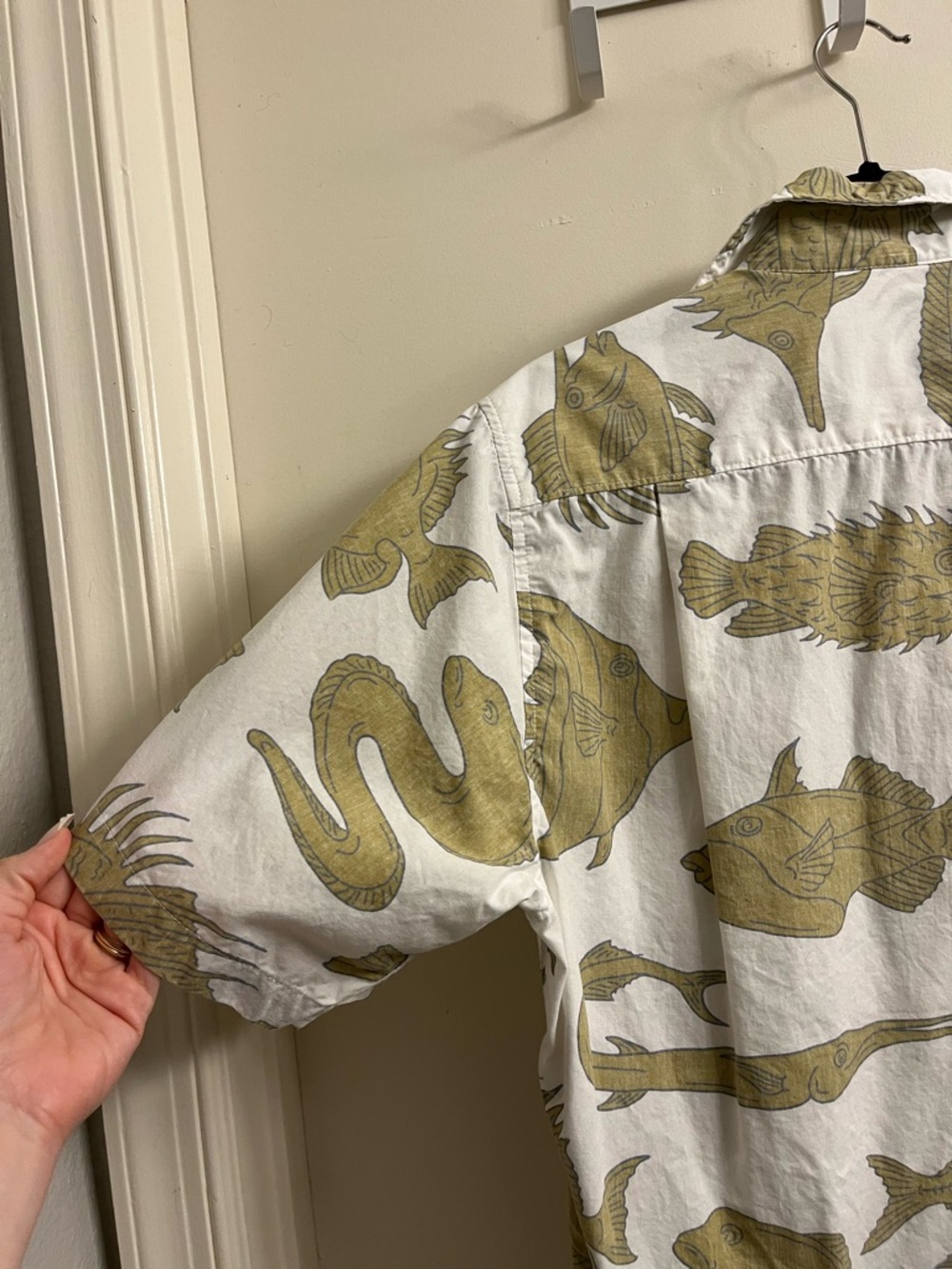 Reyn Spooner Dietrich Varez Fish Hawaiian Button Down - Picture 8 of 12